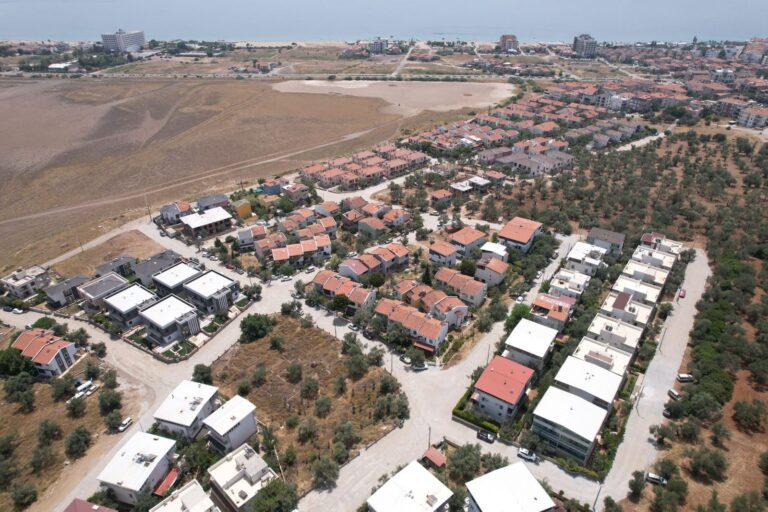 20 BİN METREKARELİK YOL İLE TEPECİK MEVKİSİ’NİN 20 YILLIK SORUNU ÇÖZÜLDÜ