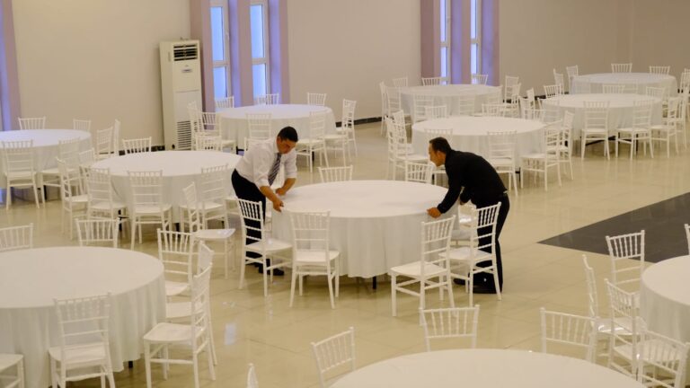 ALTINOVA ATATÜRK KÜLTÜR SALONU BAŞTAN SONA YENİLENDİ