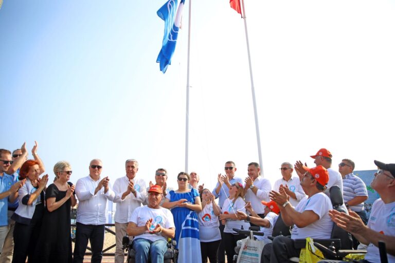 AYVALIK’TA MAVİ BAYRAK SAYISI 29’A YÜKSELDİ