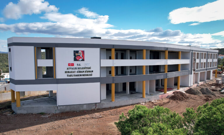 AYVALIK BELEDİYESİ SEBAHAT- CİHAN ŞİŞMAN YAŞLI BAKIMEVİ