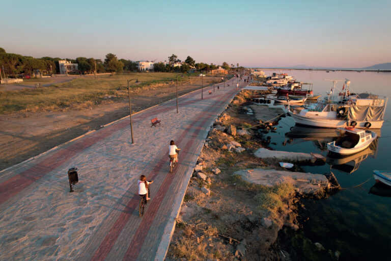 ALTINOVA RIHTIMI UZATILDI, KIYI ŞERİDİ CANLANDI
